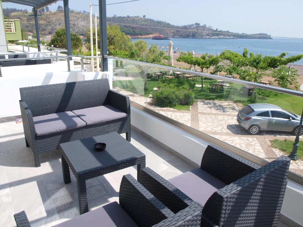 Attic Apartments Agia Anna  Exteriör bild