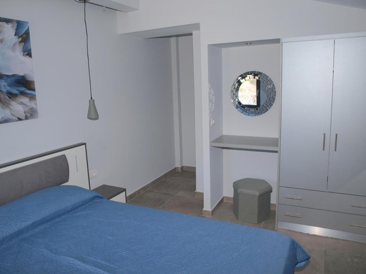 Attic Apartments Agia Anna  Exteriör bild